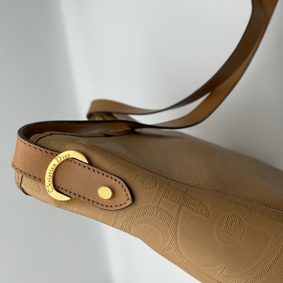 Dior - Picture 4 of 16